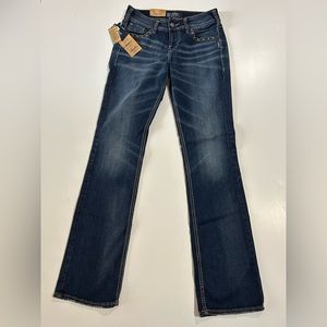 NWT Silver Suki mid slim boot jeans dark wash Size 28 waist 33 Length women’s